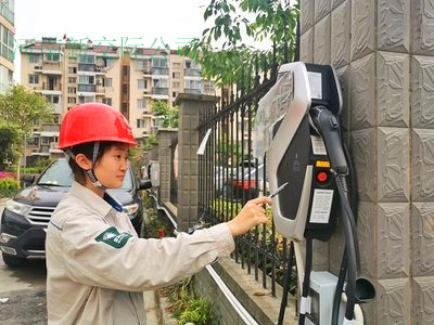 驻马店充电桩充电瓶车 扫码充电桩多少钱 90kw充电桩